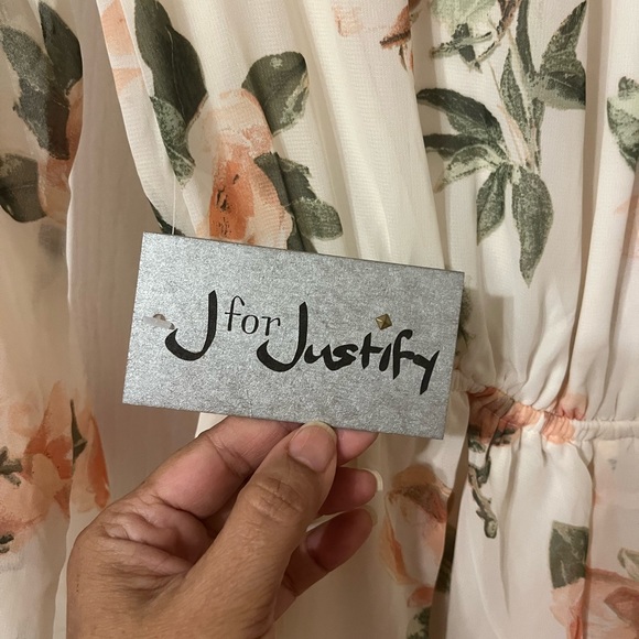 J for Justify Summer Romper - Picture 2 of 7